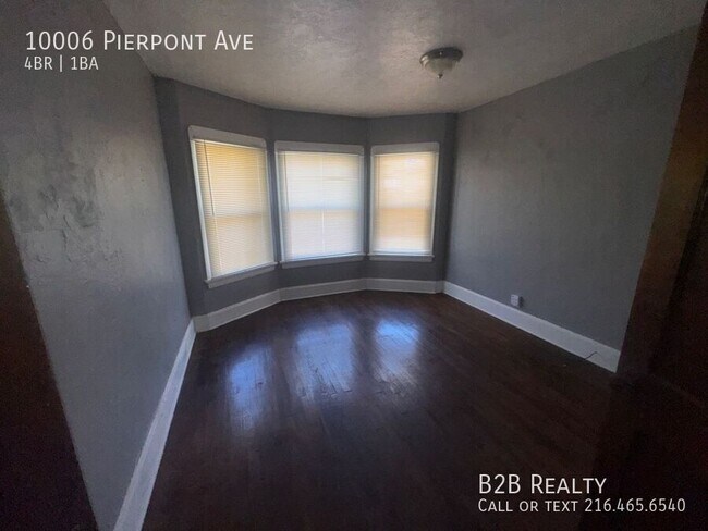 Building Photo - 10006 Pierpont Ave