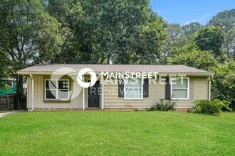 Building Photo - 3 Bedroom Pet-Friendly Home in Stone Mountain, GA with Main Street Renewal