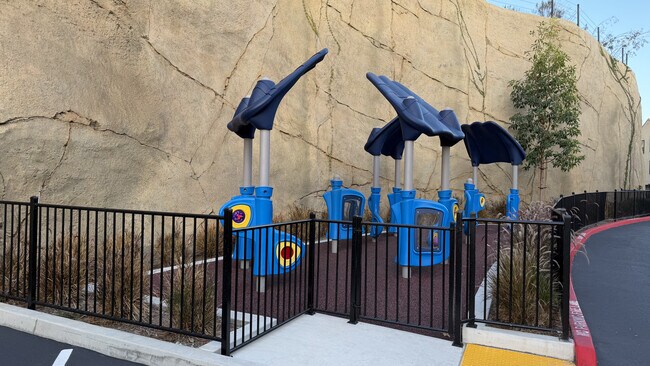 Building Photo - 251 Mission Villas Rd