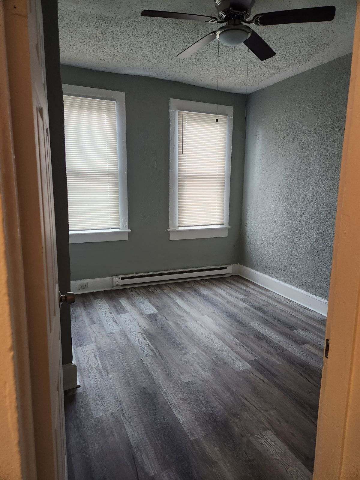 Building Photo - 1542 Dungee St