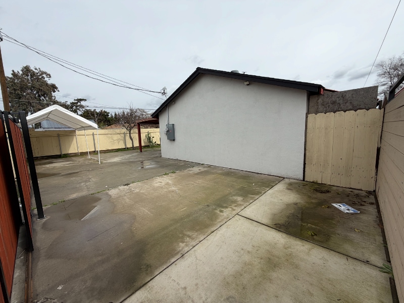 Building Photo - 1709 Margaret Way