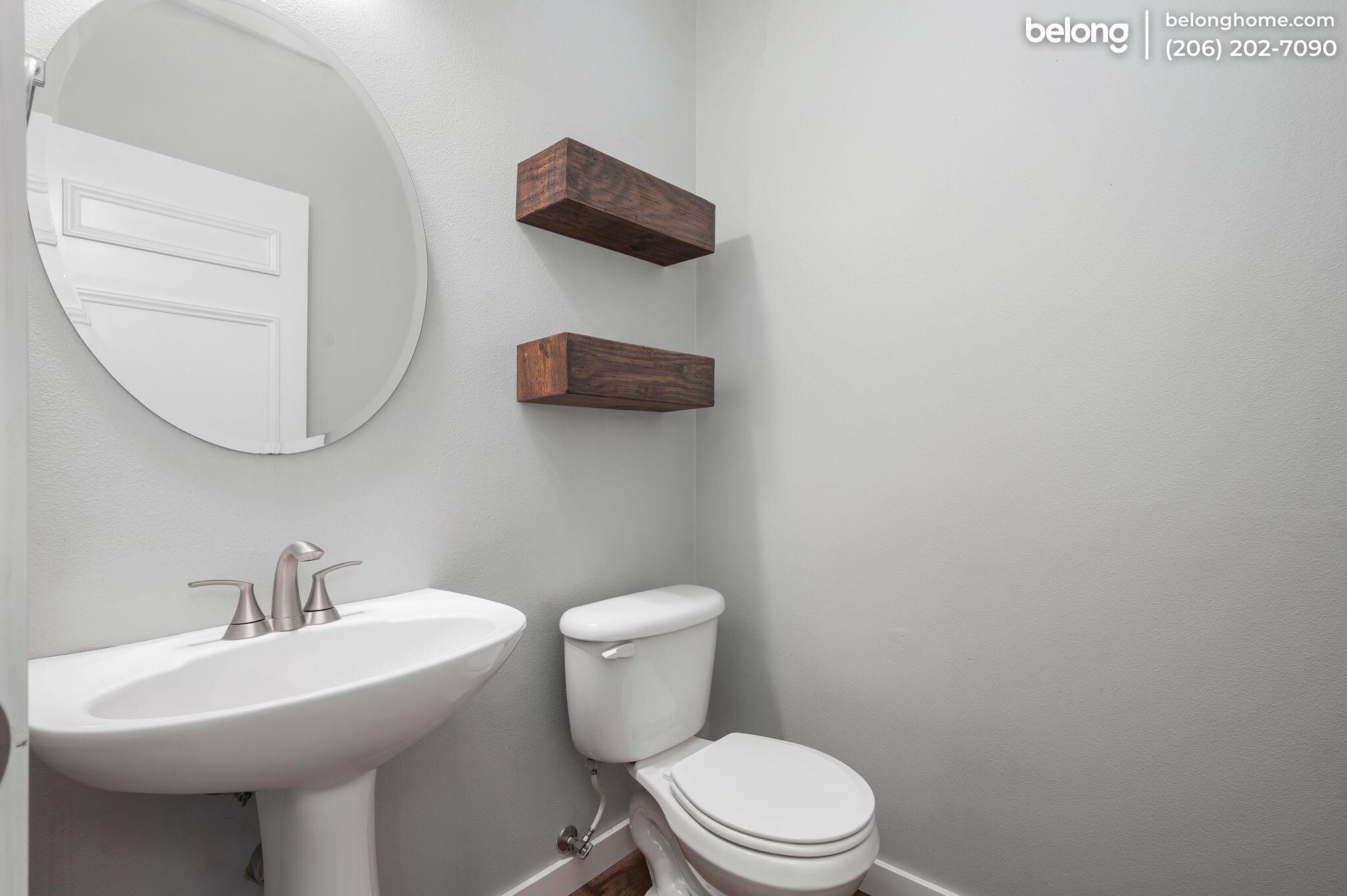 Building Photo - 15010 68th Ave E