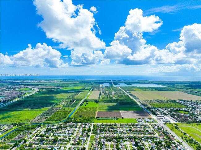 Building Photo - 26234 SW 128th Ct