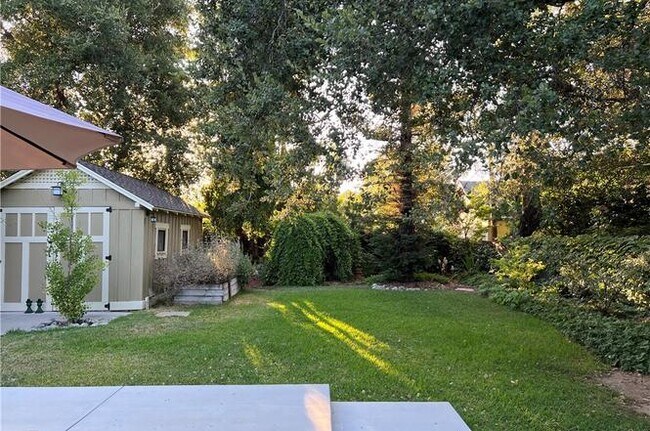 Building Photo - 1270 Mar Vista Ave