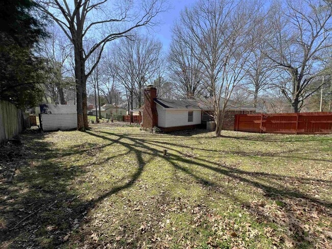 Building Photo - 2440 Arthur Rd