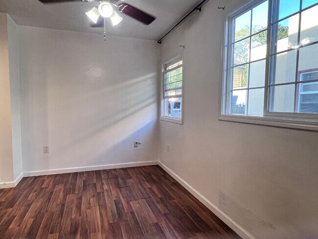 Building Photo - 1625 Fairview St