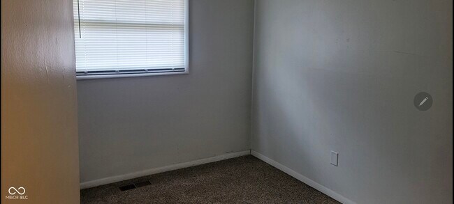 Building Photo - 10139 Chris Dr