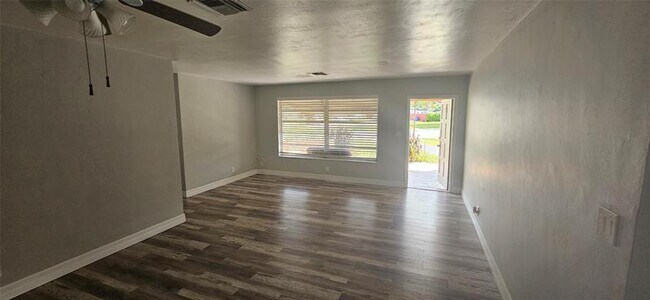 Building Photo - 6257 Margate Blvd