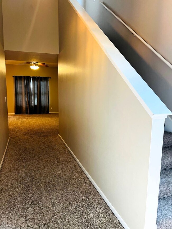 Building Photo - Charming 3-Bedroom Home with Modern Amenities and Elegant Finishes