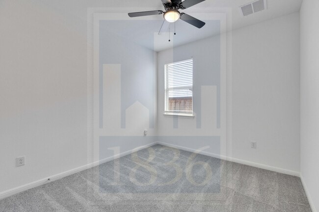 Building Photo - 837 Papaya Dr