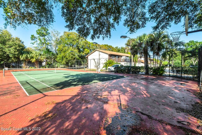 Building Photo - 225 S Tropical Trail