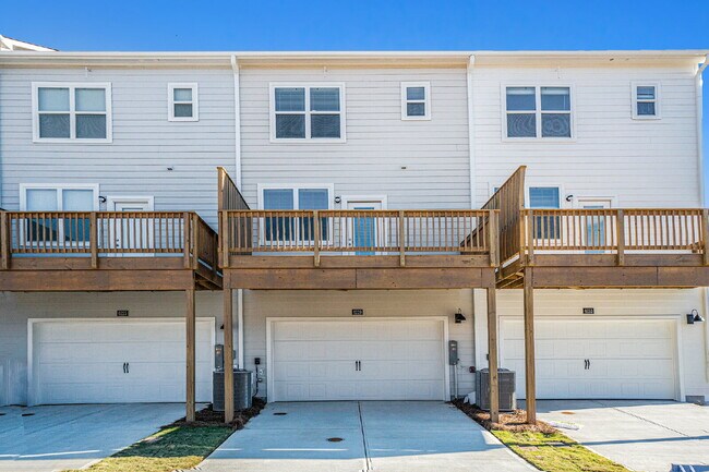 Building Photo - Brand New 'Knollwood' 3 Bed/3.5 Bath Townhome: Quartz, LVP Flooring, Deck & Pool Access!