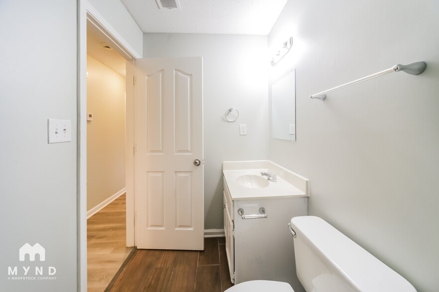 Building Photo - 7357 Lee Ann Dr
