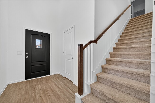 Building Photo - 1028 Laguna Cv Dr