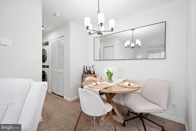 Building Photo - 75 Red Maple Ct