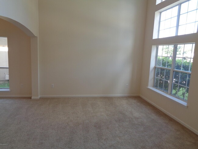 Building Photo - 682 Candlebark Dr