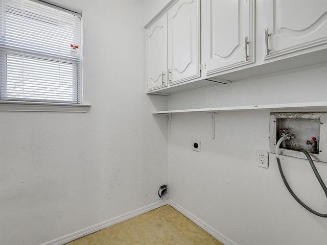 Building Photo - 1710 Hanover Dr