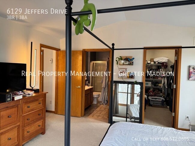 Building Photo - 6129 Jeffers Dr