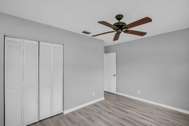 Building Photo - MAXIMO MOORINGS 3/2/2 HOME NEAR ST. PETE B...