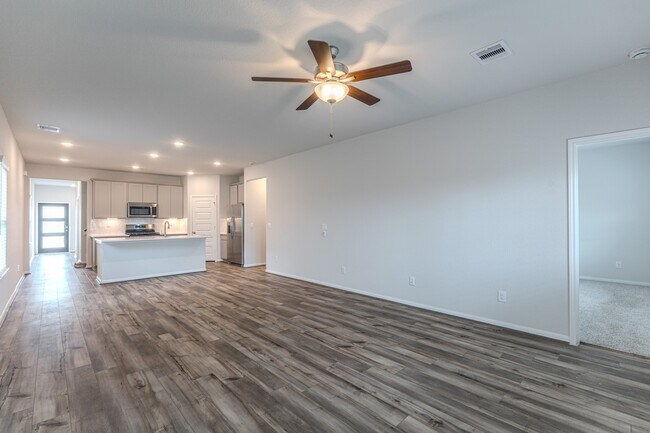 Building Photo - 100 Ashe Juniper Wy