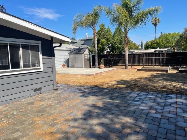 Building Photo - 14901 Nelson Way