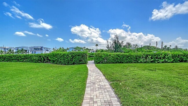 Building Photo - 6750 Gulf of Mexico Dr