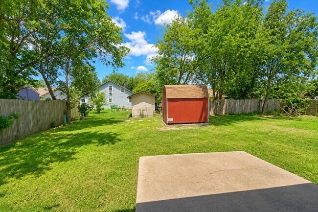 Building Photo - 4714 Lambs Ln