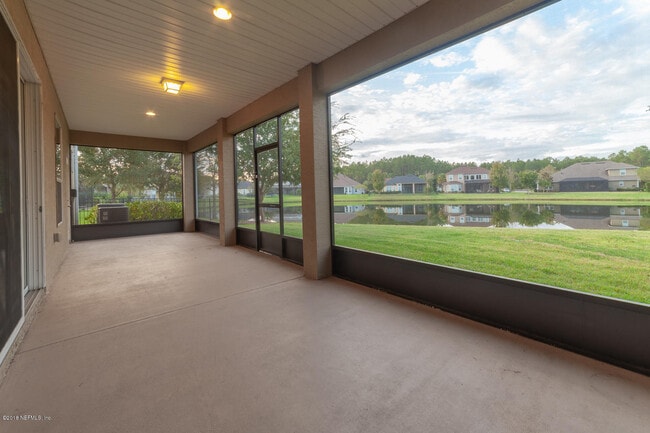 Building Photo - 732 Castledale Ct