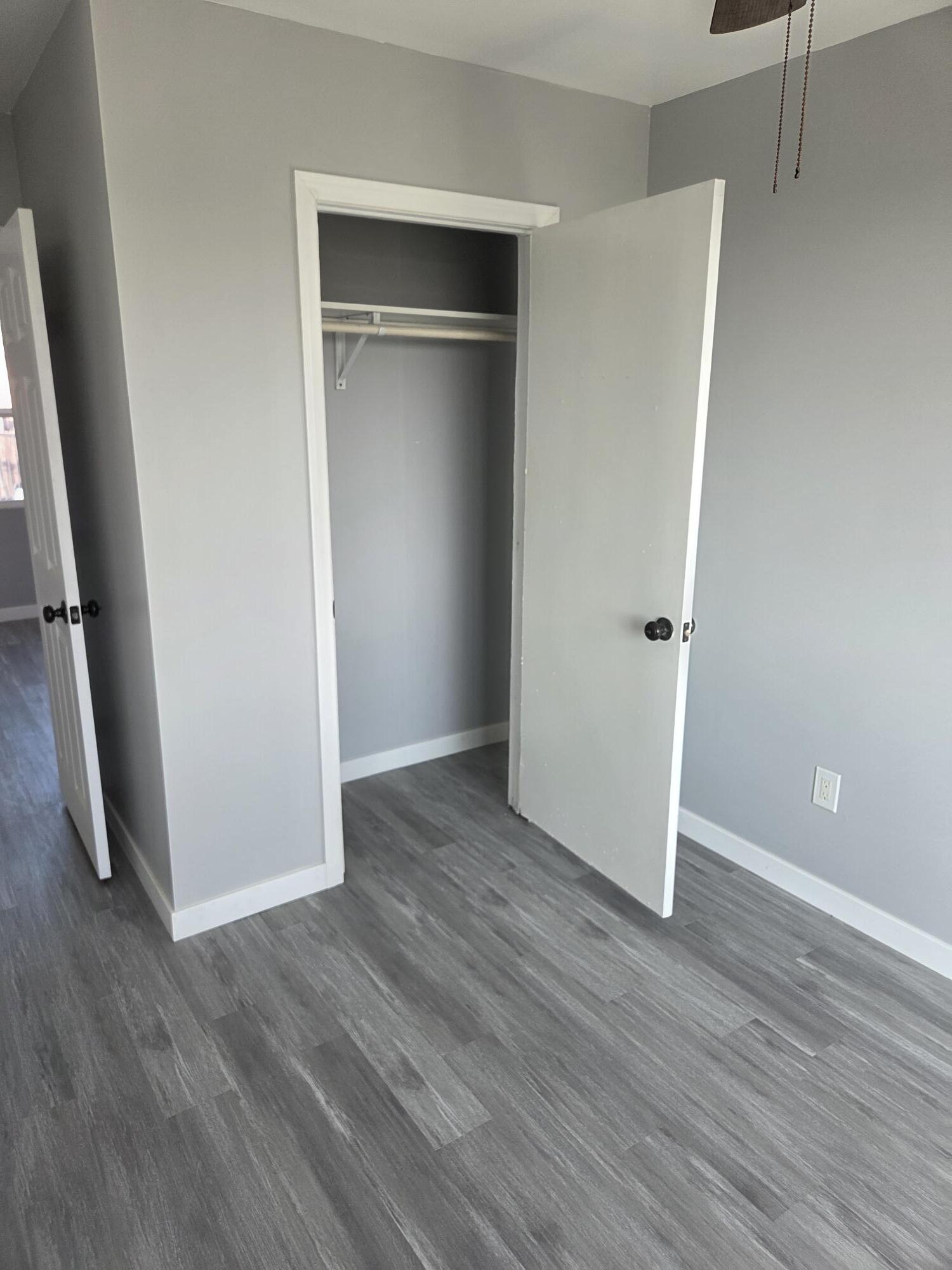 Building Photo - 4010 1/2 Rockwood St