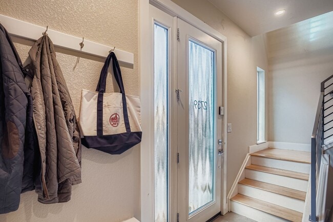 Building Photo - 2739 W 24th Ave