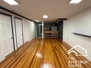 Building Photo - 3318 W Pierce Ave