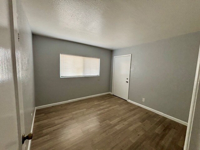 Building Photo - Great 3 Bed 1 Bath House with Garage in Richmond - AVAILABLE NOW !!!