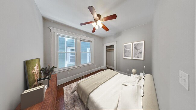 Building Photo - NICE 6 BED IN MISSIN HILL!!!!