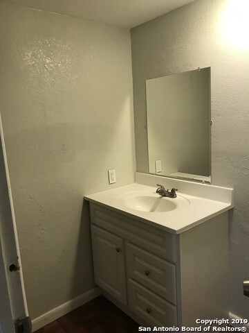 Building Photo - 127 Grecian Dr