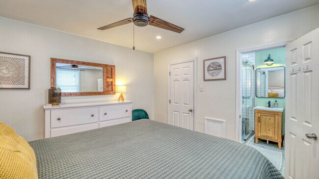 Building Photo - 117 Newport Ct