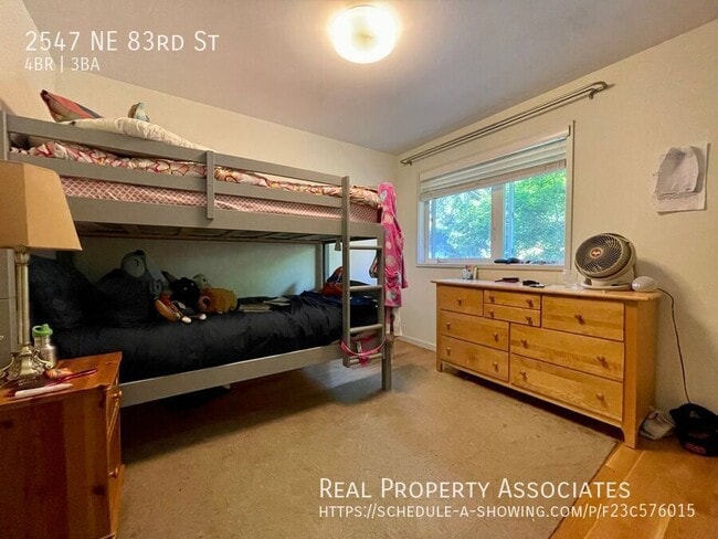 Building Photo - 2547 NE 83rd St