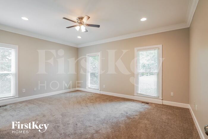 Building Photo - 90 Ridgewood Ln