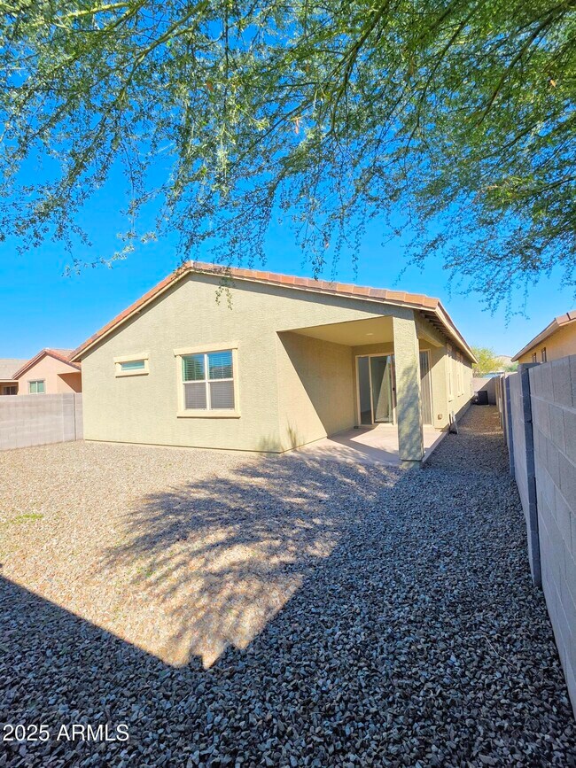 Building Photo - 4214 S 68th Ln