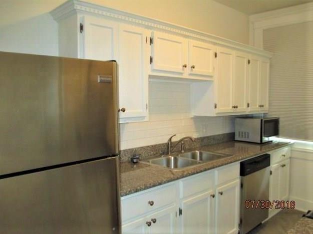 Building Photo - 7701 Jeannette St