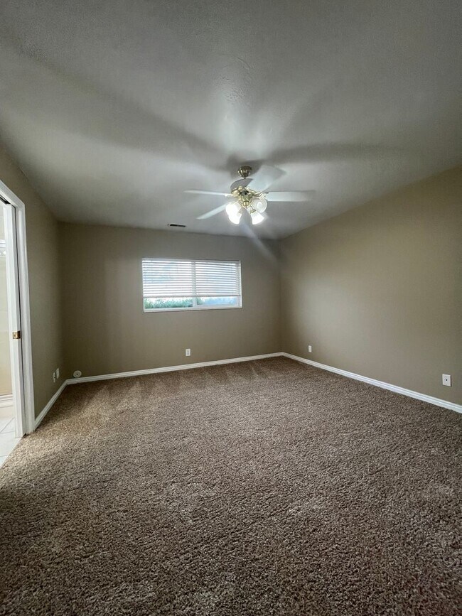 Building Photo - 14097 Mill Canyon Peak Dr