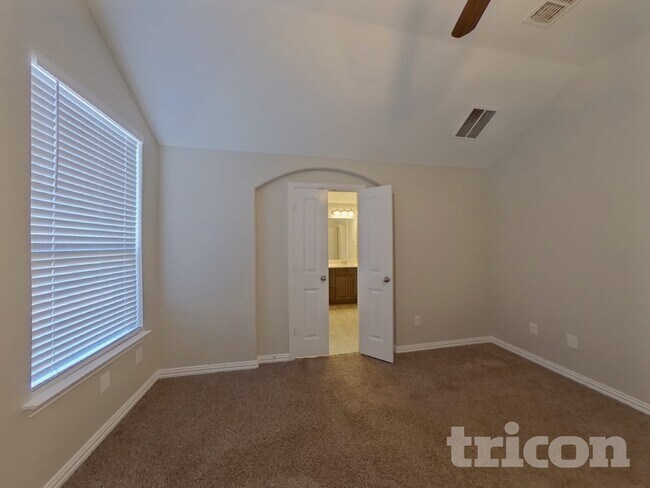 Building Photo - 14729 Rocky Face Ln