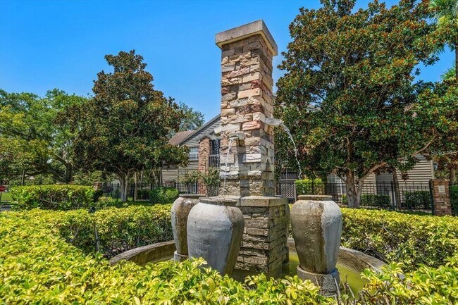 Building Photo - 2500 Winding Creek Blvd