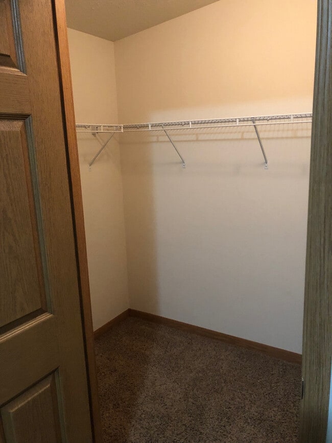 Building Photo - Great single family home for RENT in Belfield
