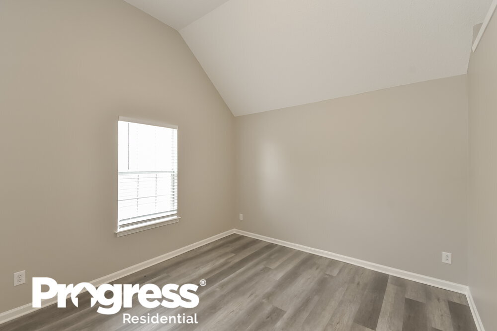 Building Photo - 1726 Byrom Pkwy