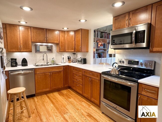 Building Photo - Furnished Rental in Boulder!