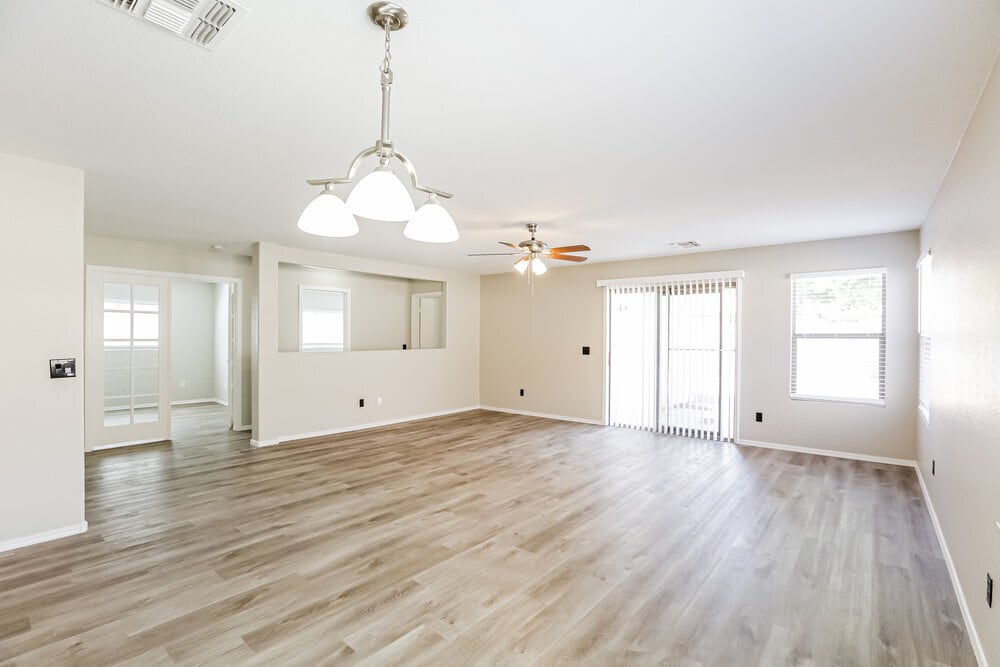 Building Photo - 11240 E Sunland Ave