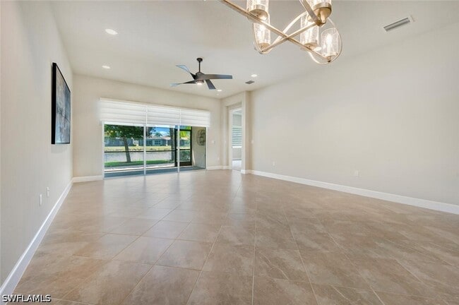 Building Photo - 28496 Burano Dr