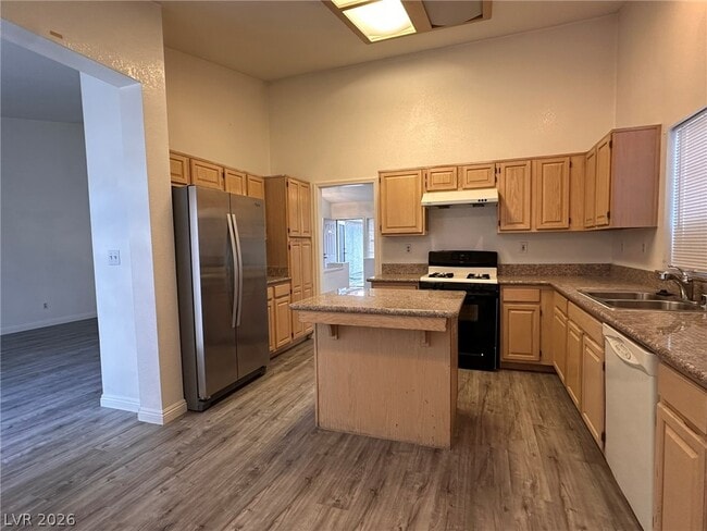 Building Photo - 6521 Bellwood Ct