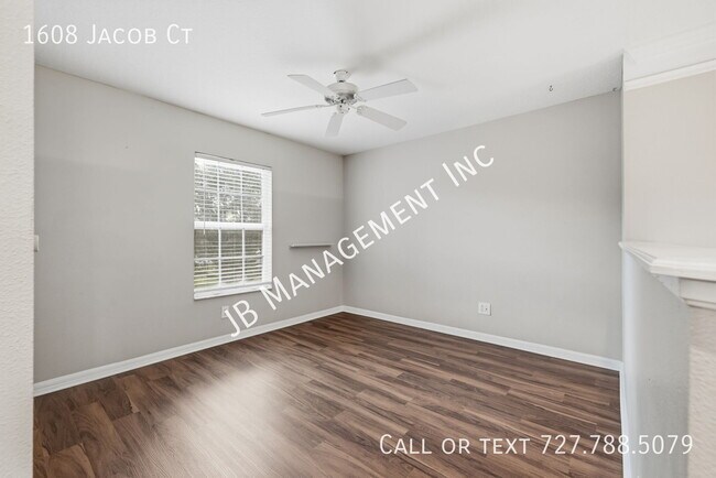 Building Photo - 1608 Jacob Ct