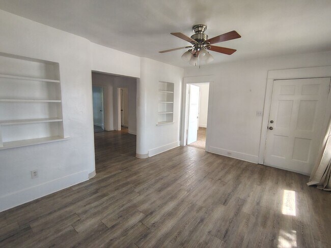 Building Photo - 510 Holtby Rd